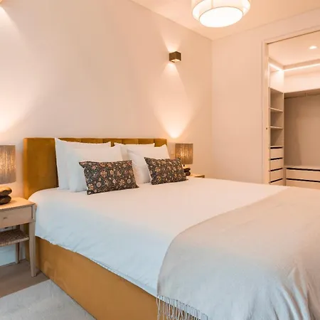 Apartment Jardins Da Gloria Charming Living By Lovelystay
