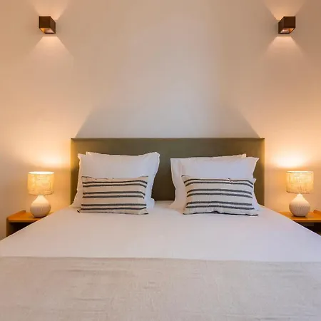 Apartment Jardins Da Gloria Charming Living By Lovelystay *